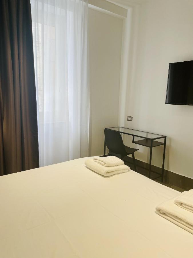 Smart Rooms Nápoles Exterior foto