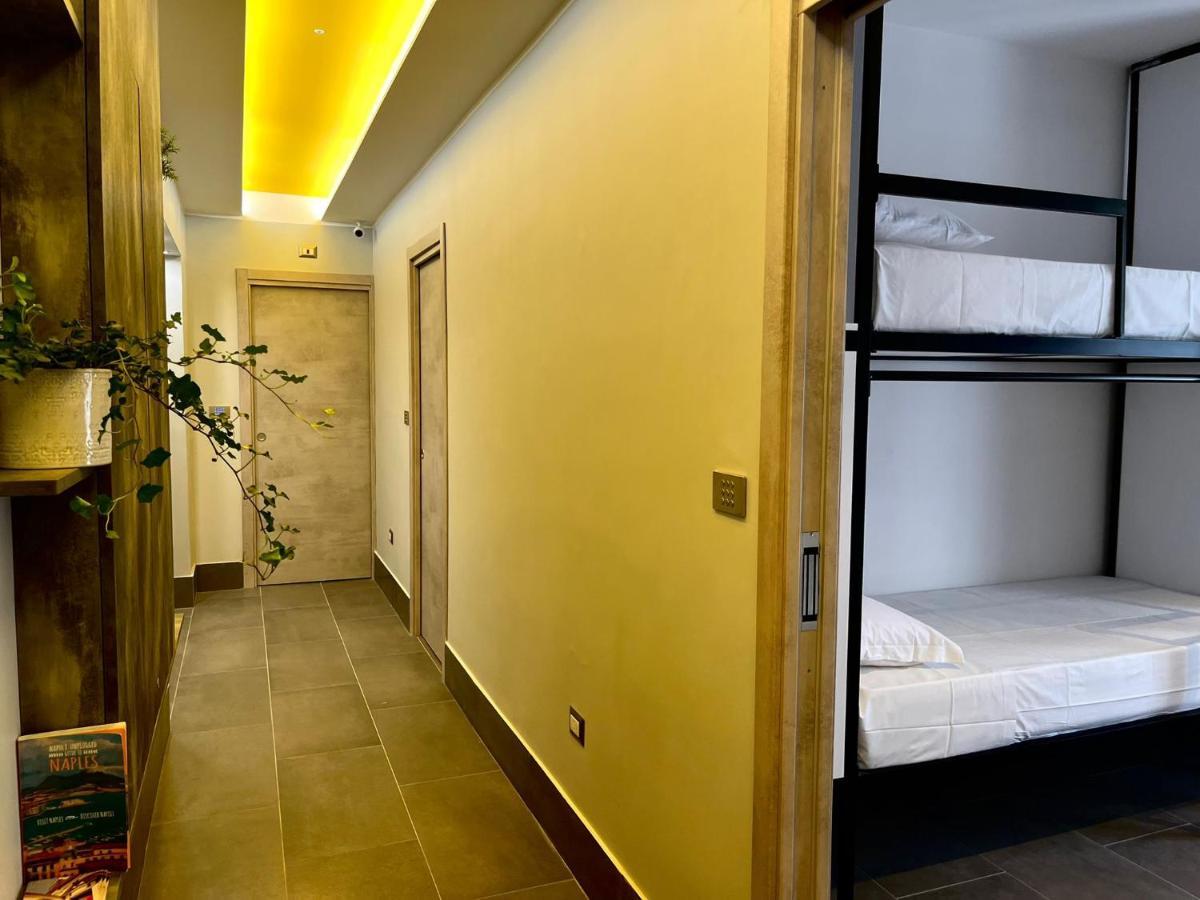 Smart Rooms Nápoles Exterior foto